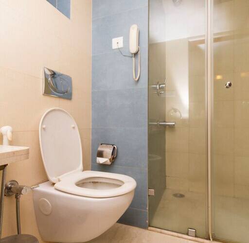 Hotel Delhi Marine Club, Gurgaon 4
